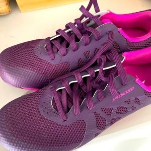 Specialized brand cycle cleats W size 28